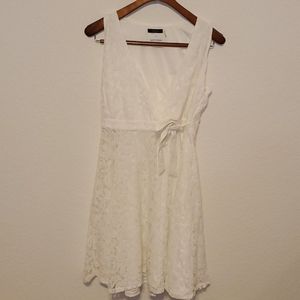 Apricot Lane Soprano White lace V neck dress